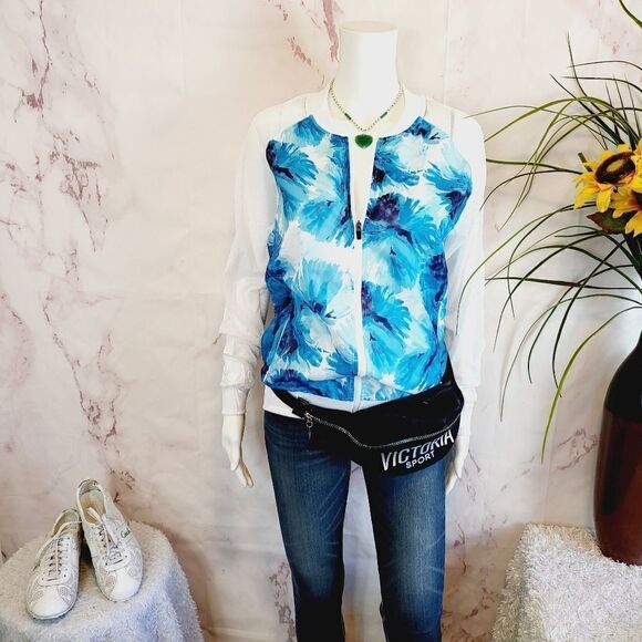 Fabletics pretty island print blue jacket - Picture 5 of 10